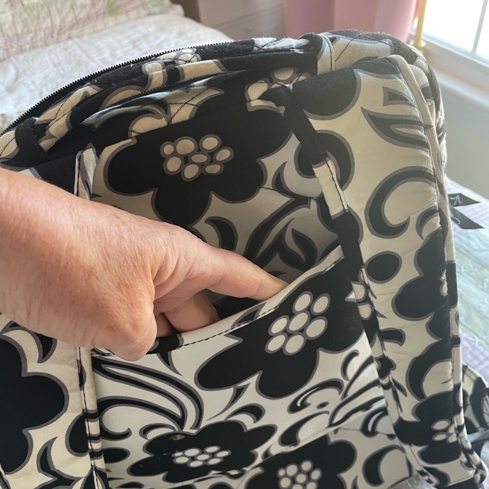 Vera Bradley Black and White Quilted Floral Backpack - Picture 4 of 7